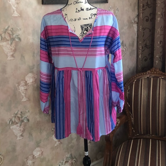 NWT BOHO V NECK TASSLE TOP - Picture 2 of 3